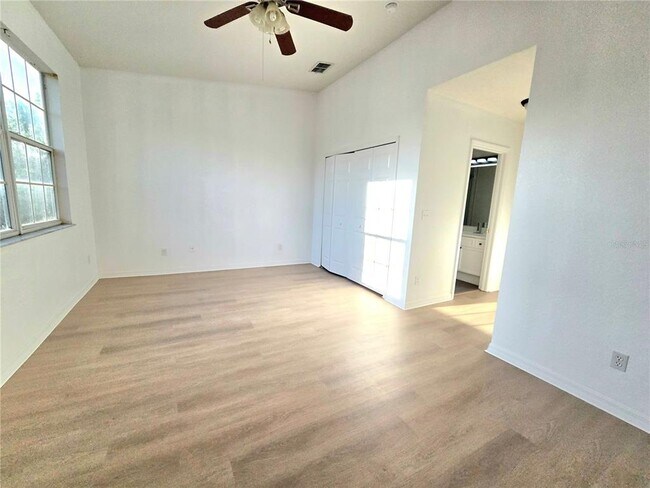 Building Photo - 13241 Opal Court North