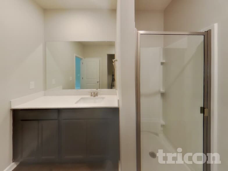 Building Photo - 2918 Beeswax St