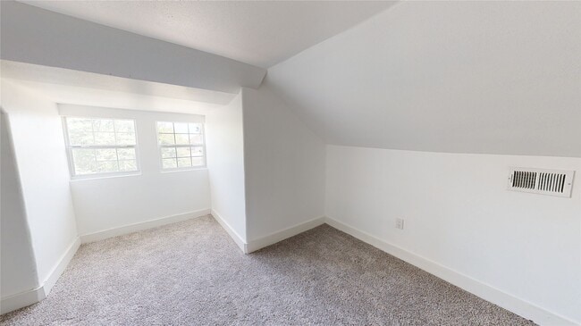 Building Photo - 3808 Avenue L