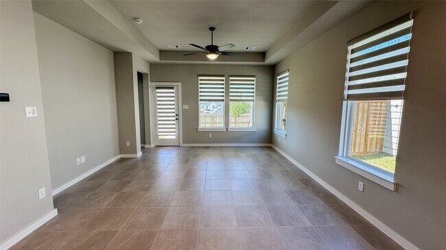 Building Photo - 2805 Bluebonnet Ridge Dr