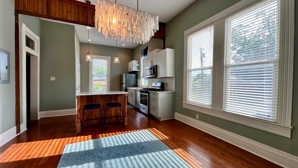 Dining area and kitchen - 102 Paul St