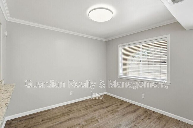 Building Photo - 4397 S Potter Dr
