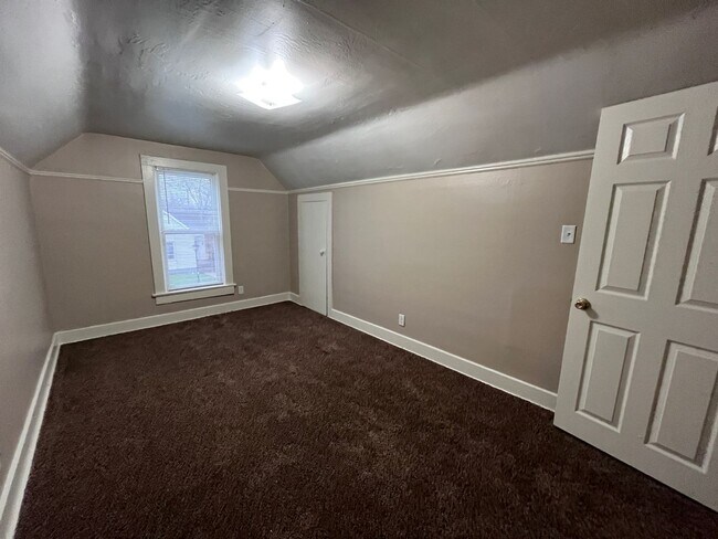 Building Photo - 1201 High St