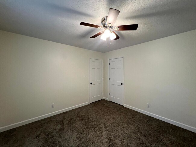 Building Photo - 1133 Paddington Pl