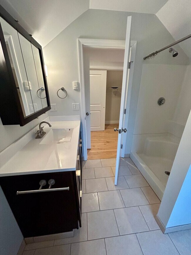 Building Photo - 118 Ashcraft Rd