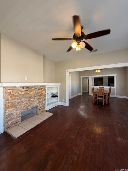 Building Photo - 323 E Euclid Ave