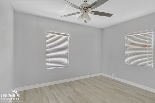 Building Photo - Spacious 3Bdm 1Ba Home In Central Phoenix!
