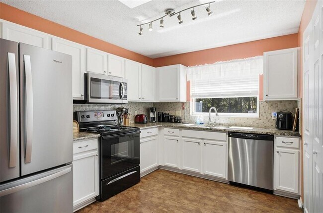 Building Photo - 96 Ullian Trail