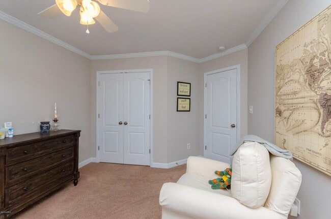 Building Photo - 219 Peggy's Trce