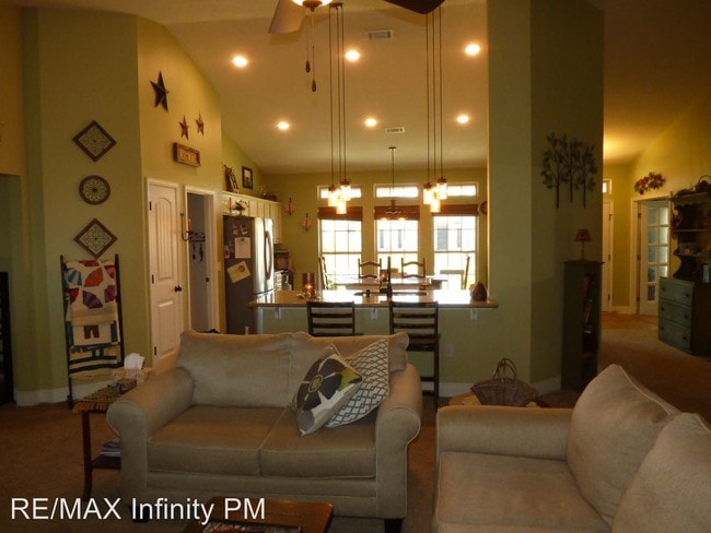 Building Photo - 3 br, 2 bath House - 5760 Mill Stream Way