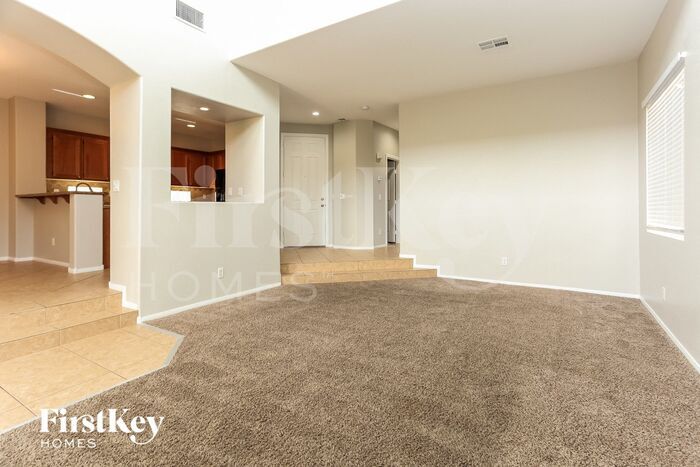 Building Photo - 9448 Biroth Ct