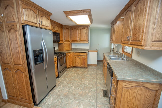 Building Photo - 409 Donna Bella Pl