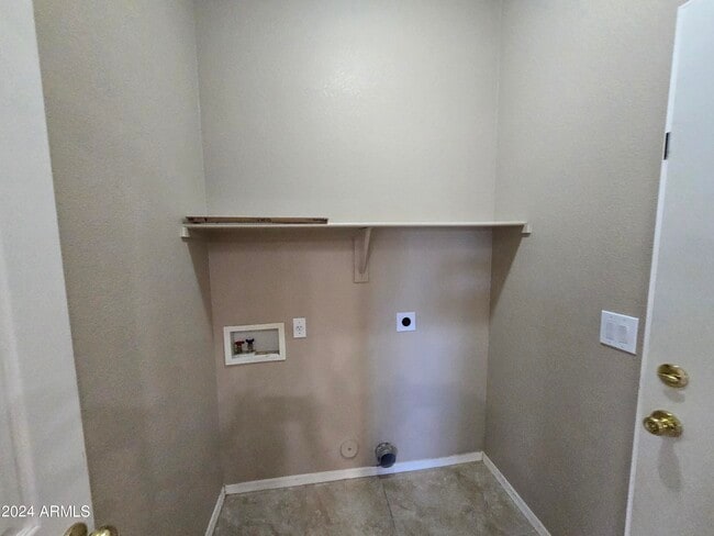 Building Photo - 3741 E Derringer Way