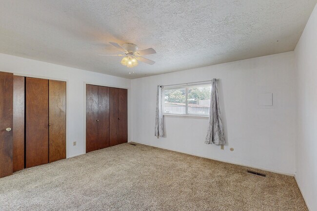 Building Photo - 7309 Coulson Dr NE