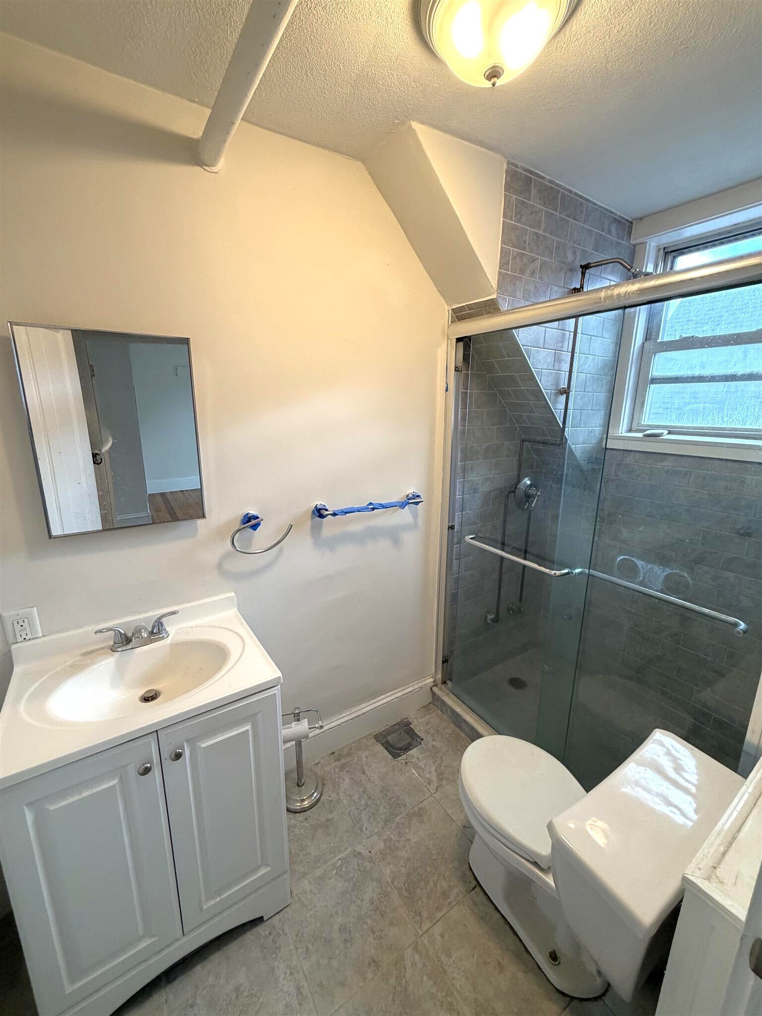 Building Photo - 94 Morrison Ave