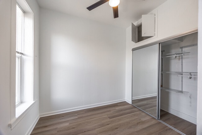 Building Photo - 1841 N Kedzie Ave