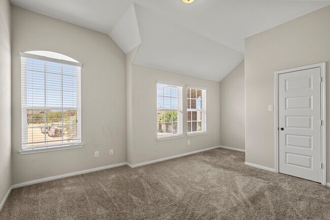 Building Photo - 2203 Rocky Shores Ln