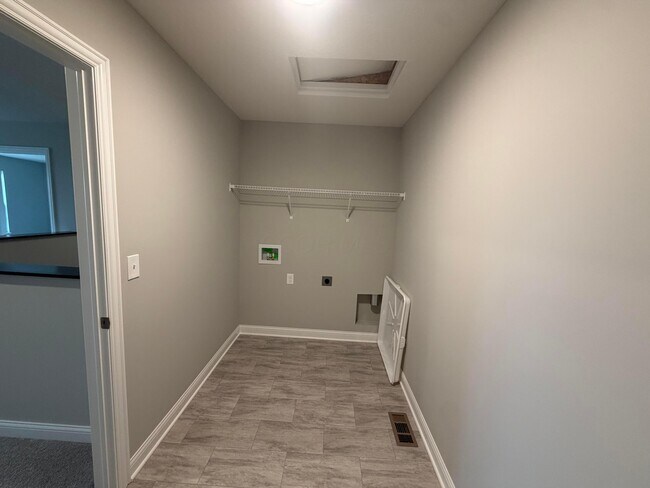 Building Photo - 9630 Lennon Ln
