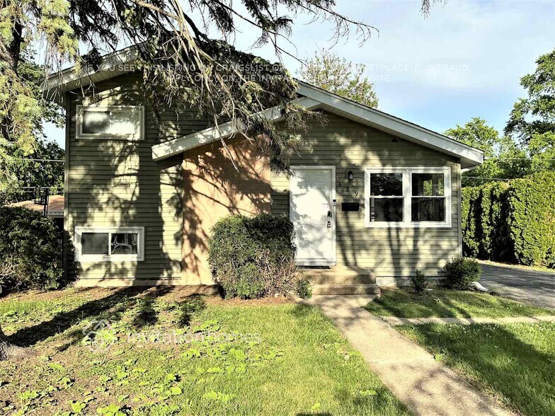 Building Photo - 439 N 3rd Ave