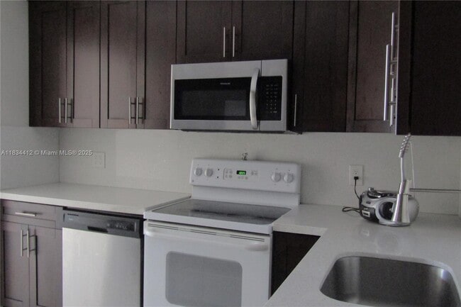 Building Photo - 17510 SW 108th Ave