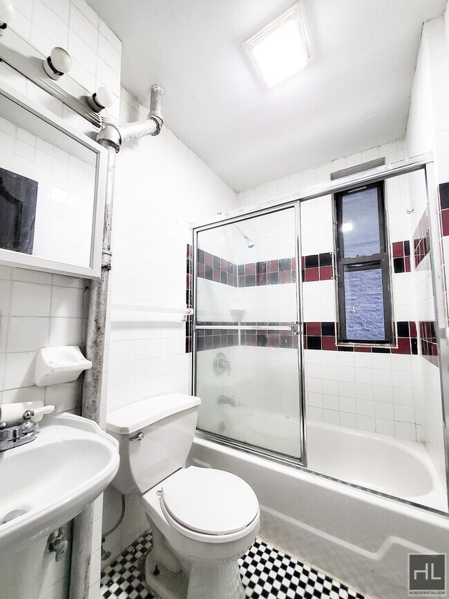 Building Photo - EAST 13 STREET