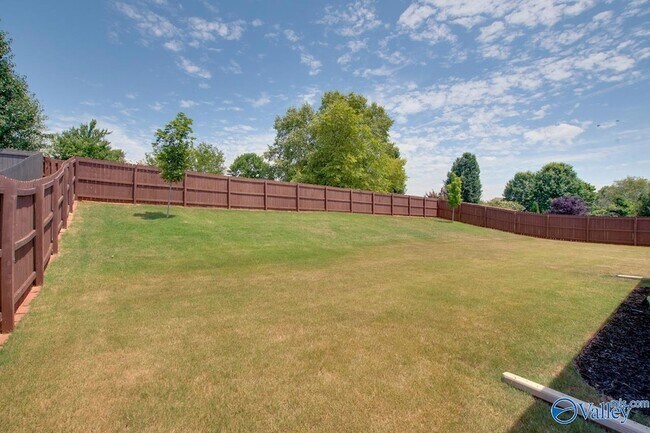 Building Photo - 512 Summer Cove Cir NW