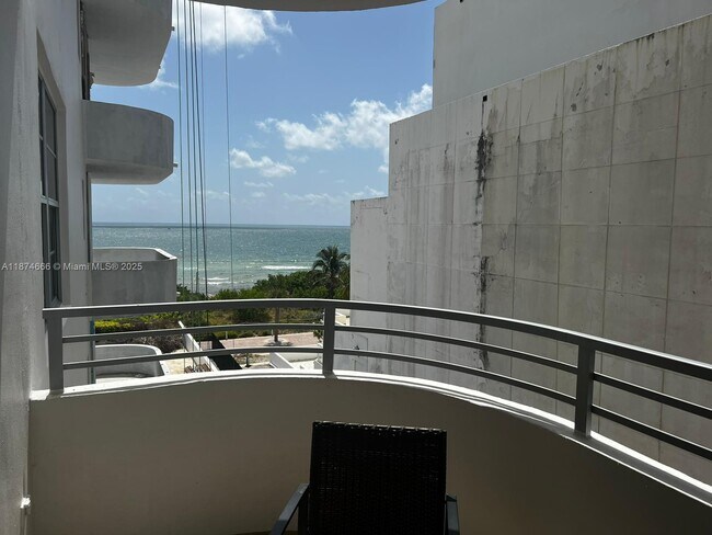 Building Photo - 5555 Collins Ave