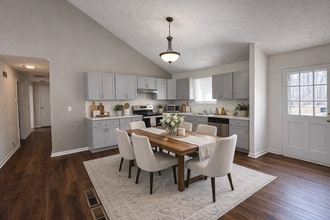 Building Photo - Charming 3 bedroom, 2 bathroom Ranch-Style Home