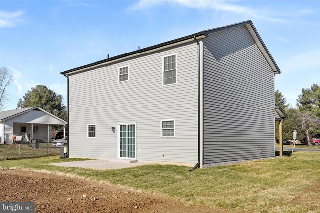 Building Photo - 116 Windsor Knit Rd