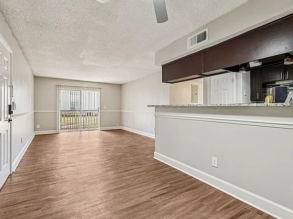 Building Photo - 2320 Conway Rd