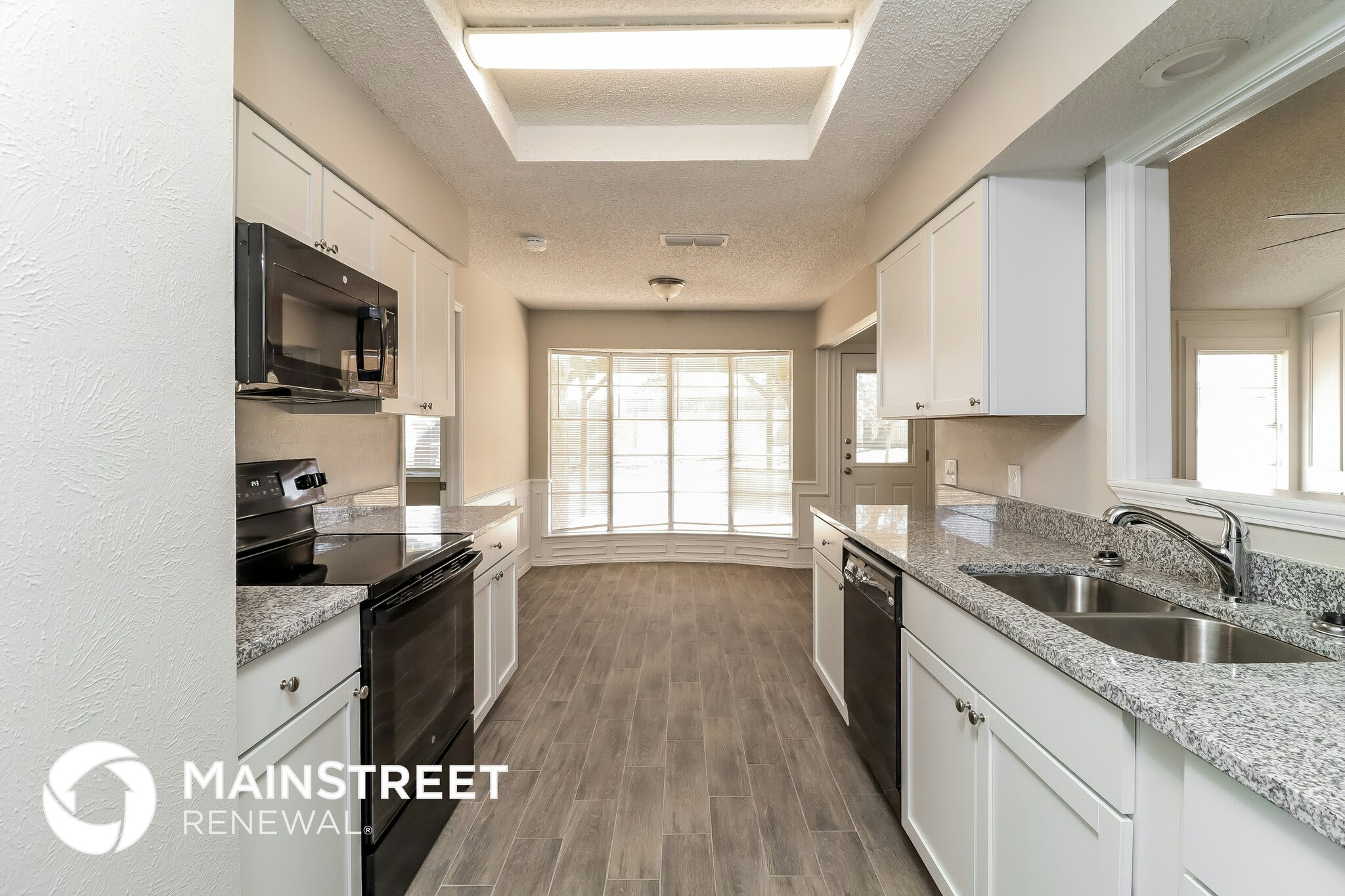 Building Photo - 4104 Firethorn Dr