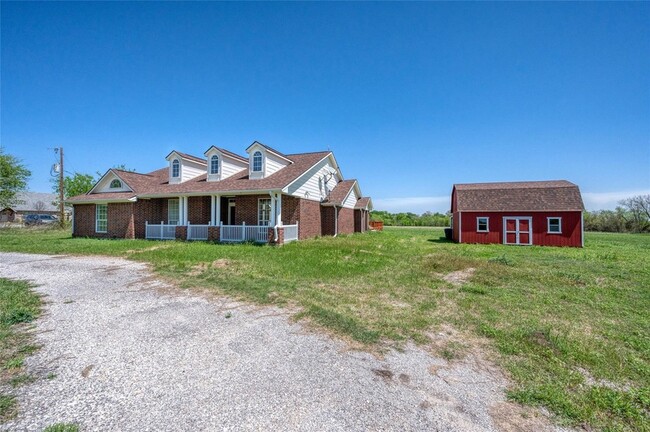 Building Photo - 4705 Farmington Rd