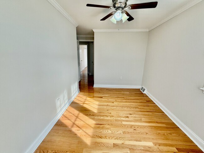 Building Photo - 3134 S 17th St