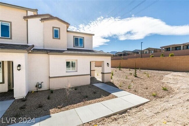 Building Photo - COMING SOON - Ready no later than the begi...