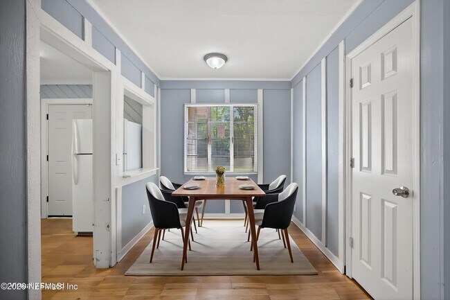 Building Photo - 2960 W 10th St