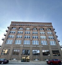 Building Photo - 413 N 2nd St