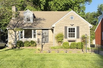 Building Photo - The 3 Bedroom In St. Matthews You've Been Looking For!
