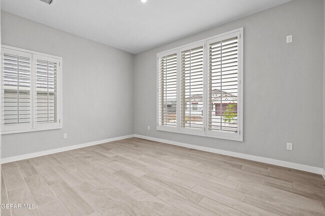 Building Photo - 7348 Mule Team Dr