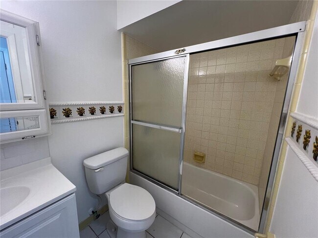 Building Photo - 18148 Wolbrette Cir