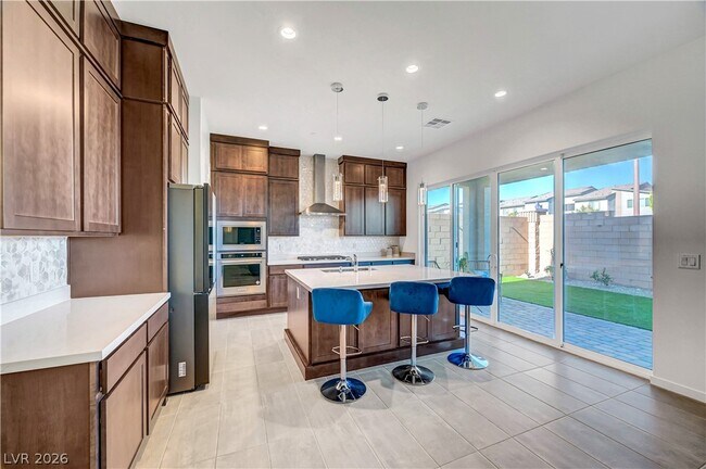 Building Photo - 10362 Vista Argento Ave