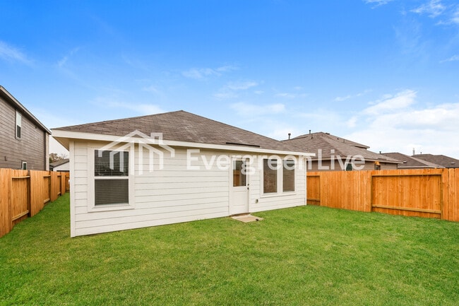 Building Photo - 19747 US-59