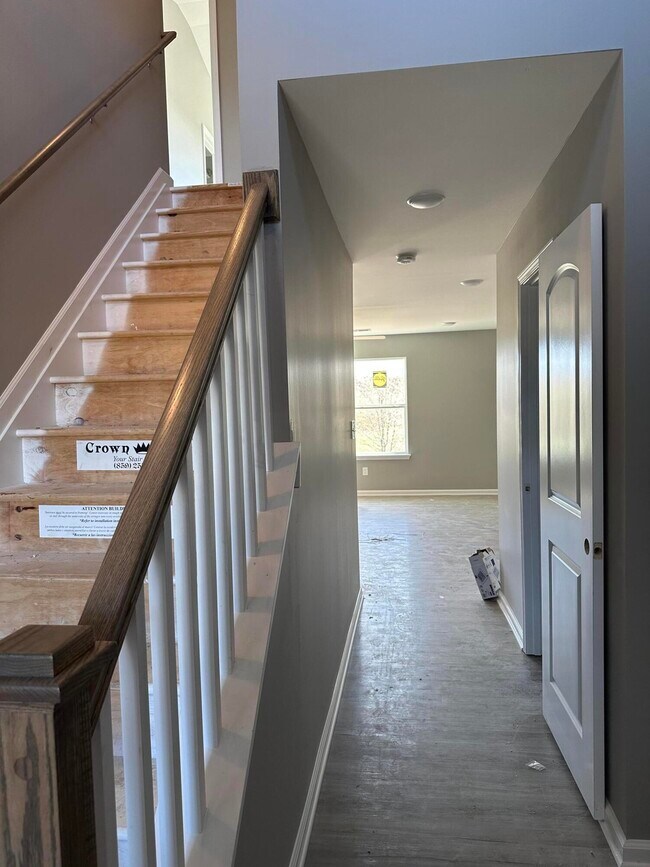 Building Photo - 218 Jared Parker Wy