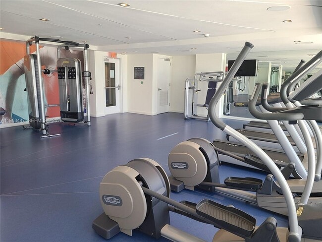 Building Photo - 4250 Biscayne Blvd