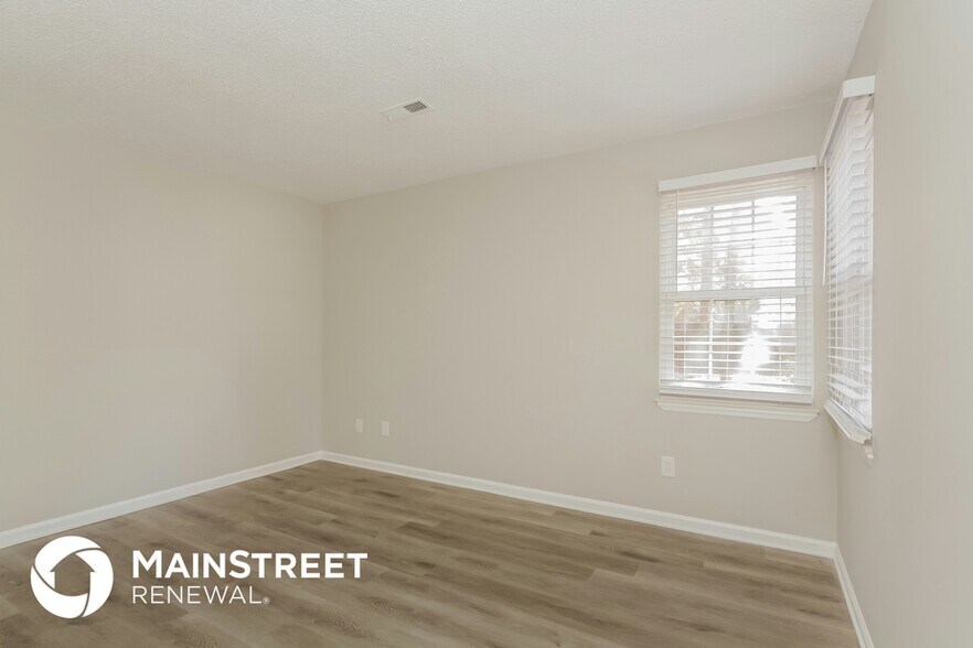 Building Photo - 707 Southland Rd