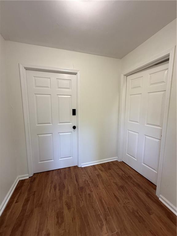 Building Photo - 721 Wedgewood Dr