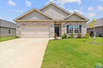 Building Photo - 510 Solstice Cir SW