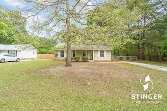 Building Photo - 12 Robin Way