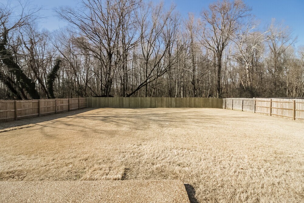 Building Photo - 200 Cameron Dr