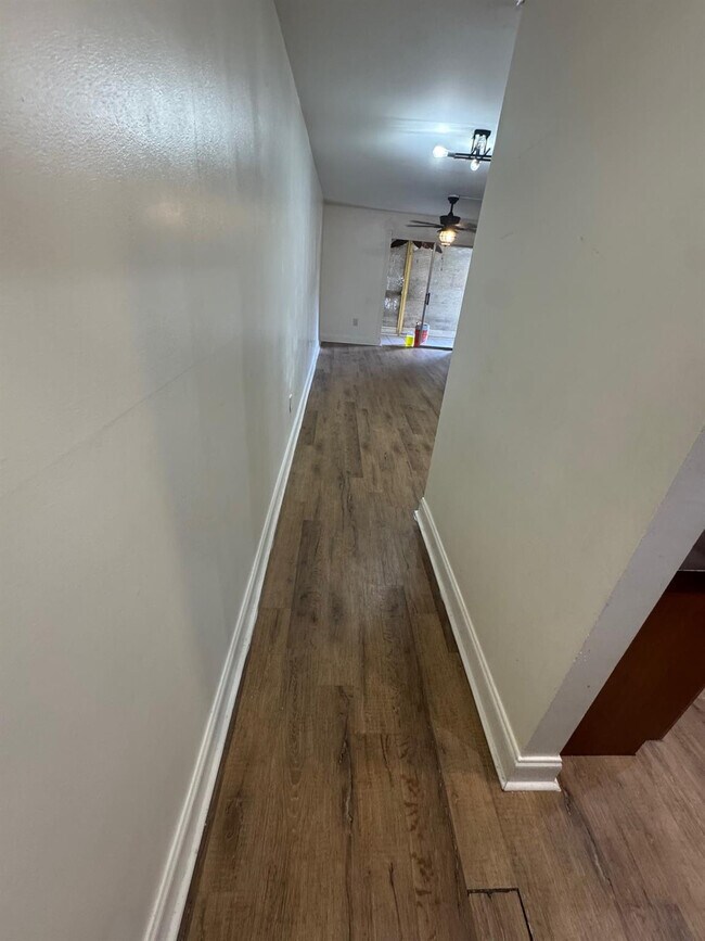 Building Photo - 4344 NW 9th Ave