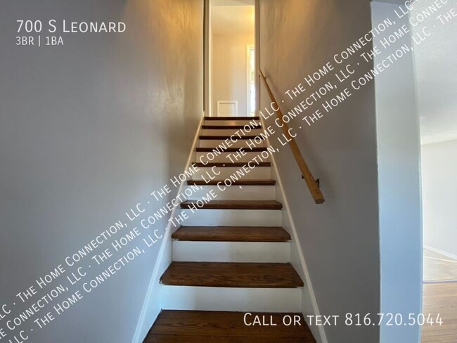 Building Photo - 700 S Leonard-